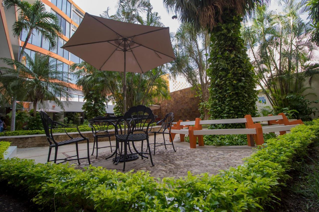 Hotel Ambassador Mérida Εξωτερικό φωτογραφία